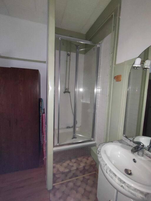 Le Nid Douillet Boheme Linge Fourni Apartment La Bourboule ภายนอก รูปภาพ